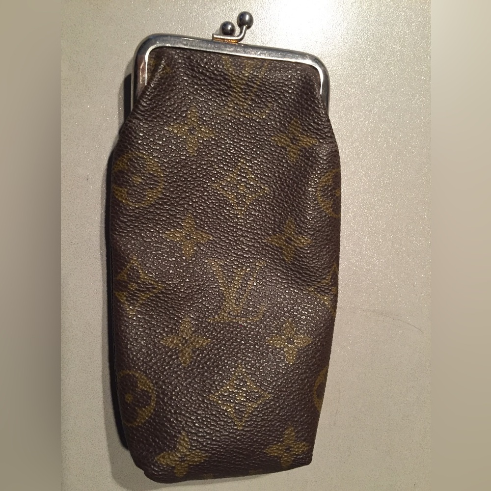 Louis Vuitton Vintage Monogram Pouch. Used for eyeglasses or other items!